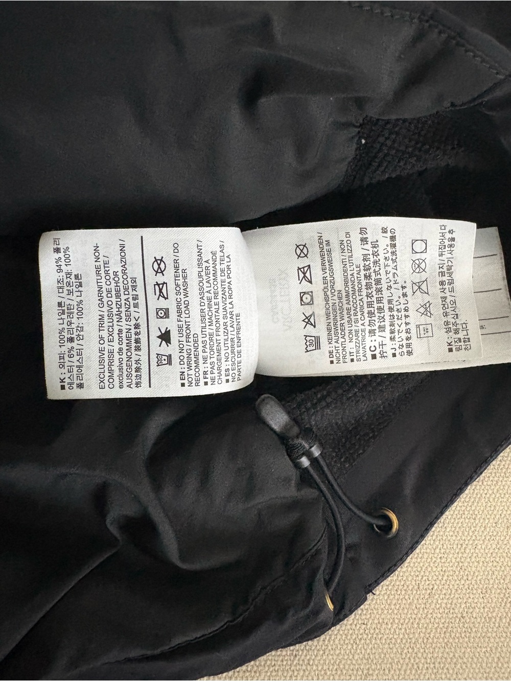 Arc'teryx Atom SL Insulated Jacket Size Medium Black - Picture 14 of 16
